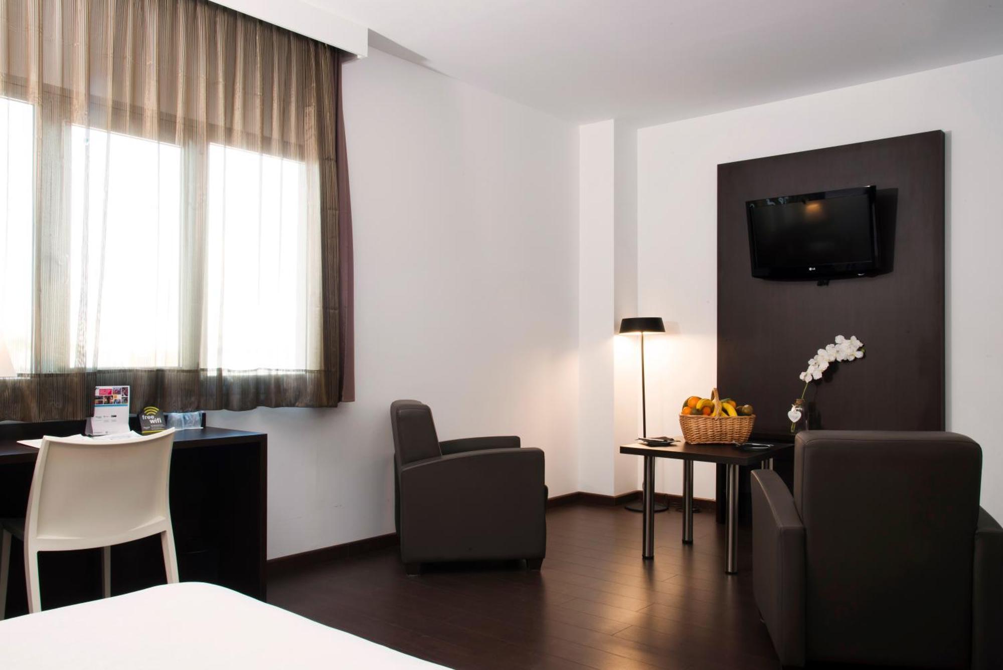 Hotel Sercotel Plana Parc Alquerias Del Nino Perdido Екстер'єр фото
